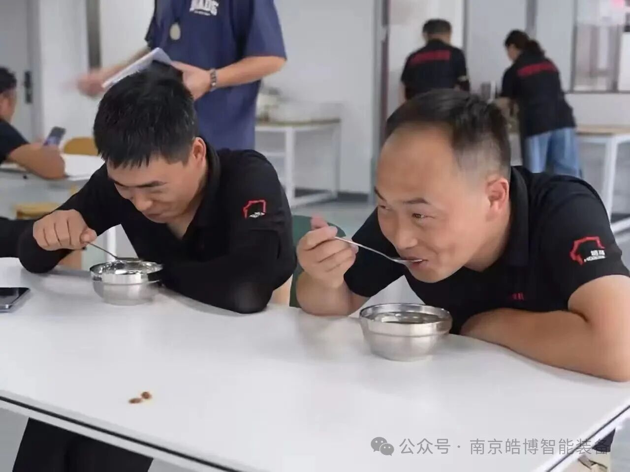大暑｜一碗绿豆汤沁润盛夏，南京皓博内外减负，温暖同行